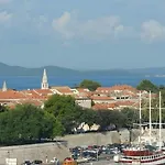Panorama *